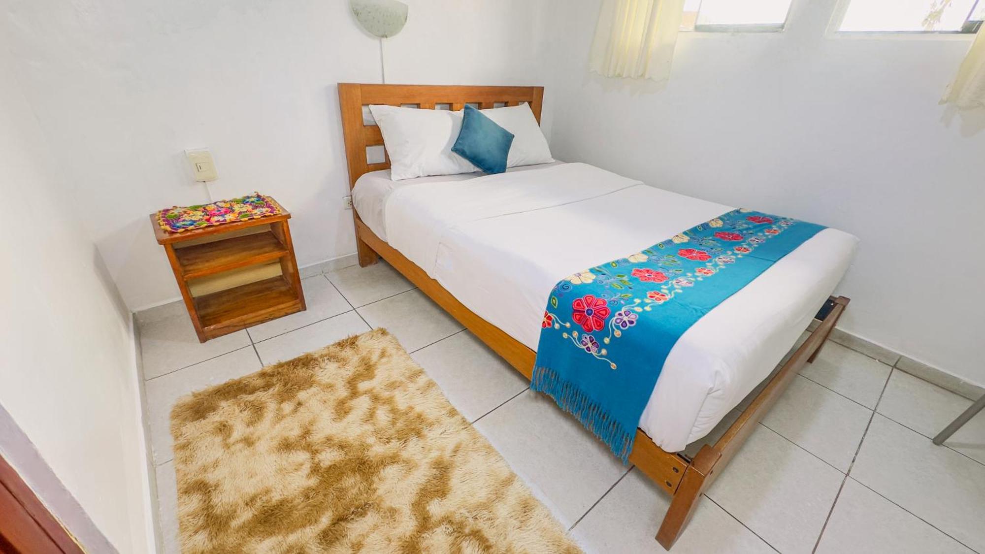 Alegrias Plaza Apartment *